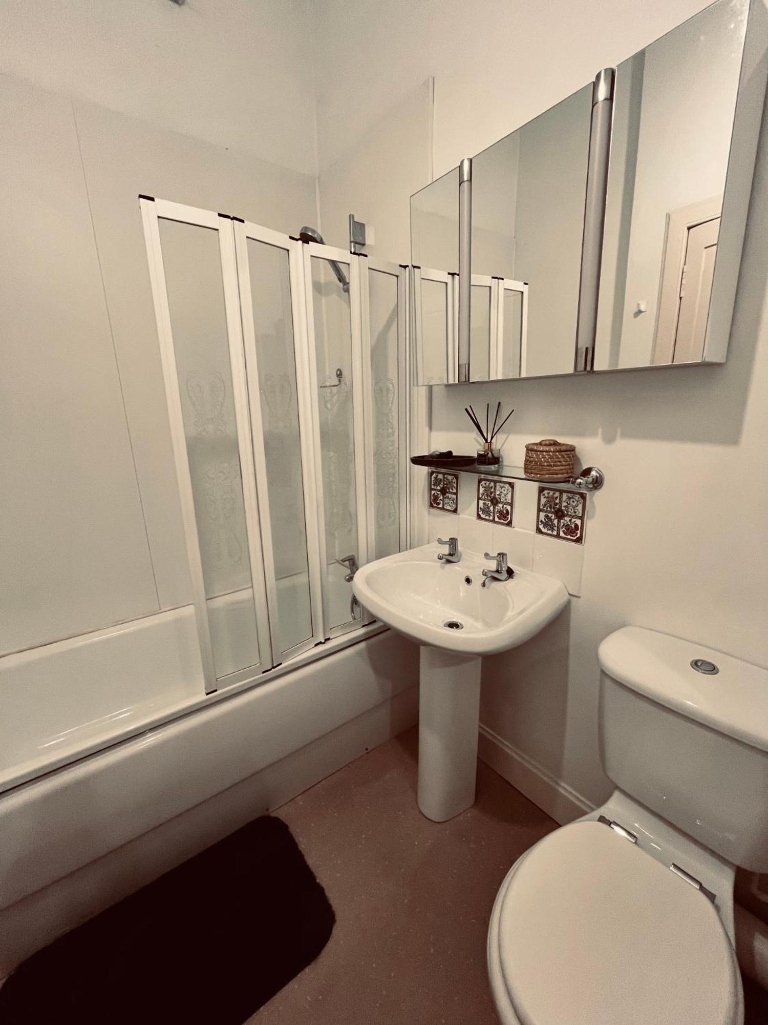 Theflatinjed Appartement Jedburgh Buitenkant foto